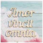 Amor vincit omnia (лат. Любовь побеждает всё)